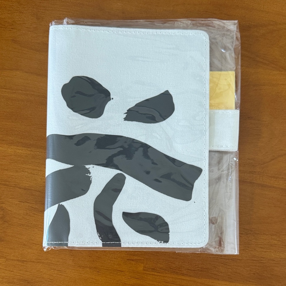 Hobonichi Original Cover 2026 - Yuichi Inoue: Hana (Flower) - A6